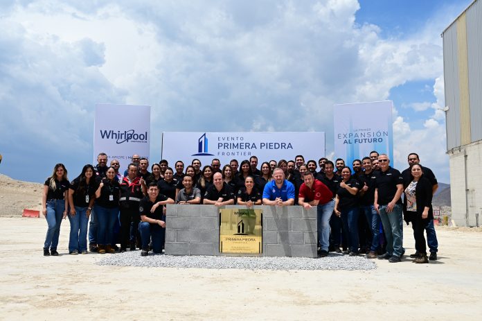 La planta de Whirlpool en Ramos Arizpe, Coahuila, colocó la primera piedra para una expansión de 34 mil m2